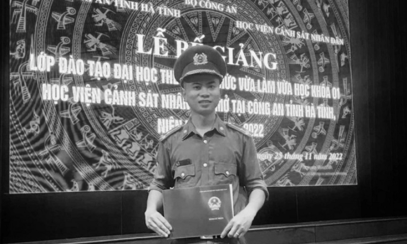 Thượng úy Trần Trung Hiếu hy sinh khi làm nhiệm vụ
