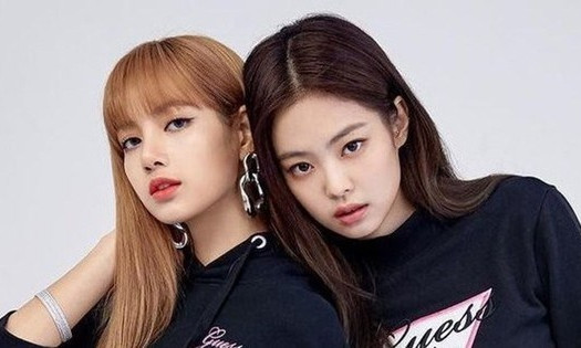 Thêm hàng loạt động thái cho thấy Lisa, Jennie rời nhóm Blackpink