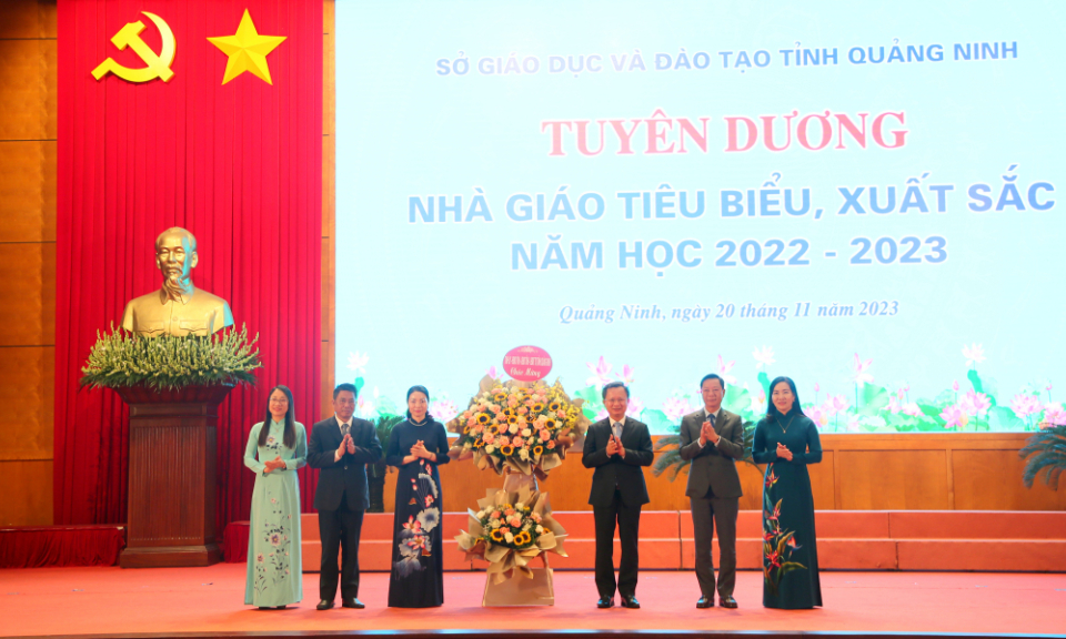 Tuyên dương các nhà giáo tiêu biểu, xuất sắc năm học 2022-2023