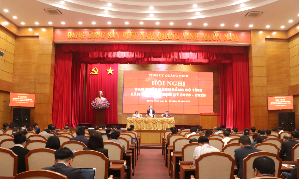 “Nâng cao chất lượng tăng trưởng kinh tế; phát triển văn hóa, con người giàu bản sắc Quảng Ninh”