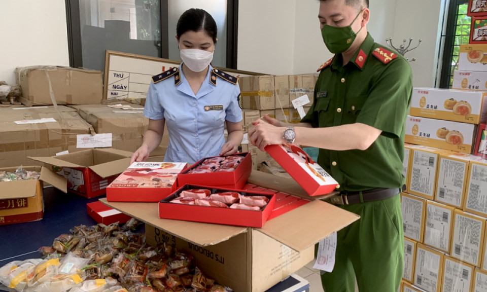 Người tiêu dùng cần chủ động phòng tránh hàng giả, hàng kém chất lượng