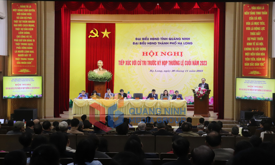 Bí thư Tỉnh ủy Nguyễn Xuân Ký tiếp xúc cử tri trước Kỳ họp cuối năm 2023, tháng 11-2023