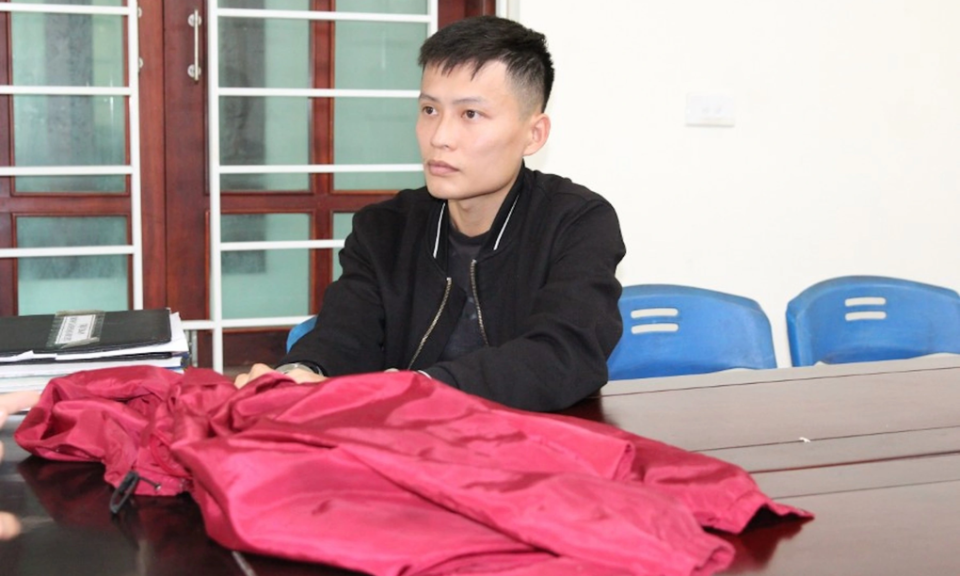 Khởi tố, bắt giam Phó giám đốc cướp ngân hàng
