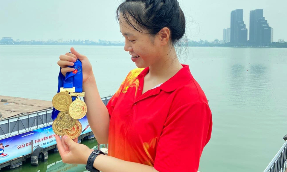 Nguyễn Thị Mai - Tay chèo giàu nghị lực