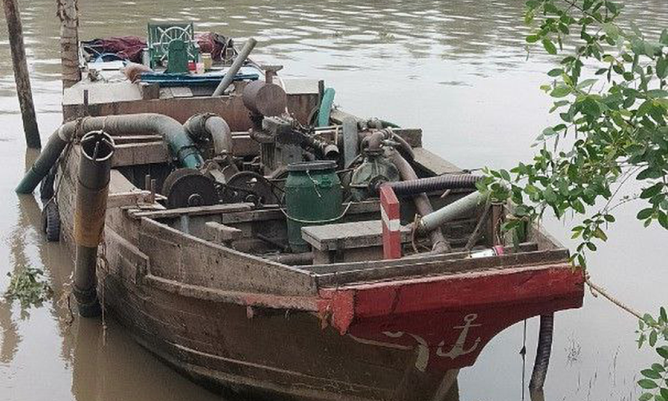 Đại úy công an bị thương đứt lìa 2 chân khi truy bắt ‘cát tặc’