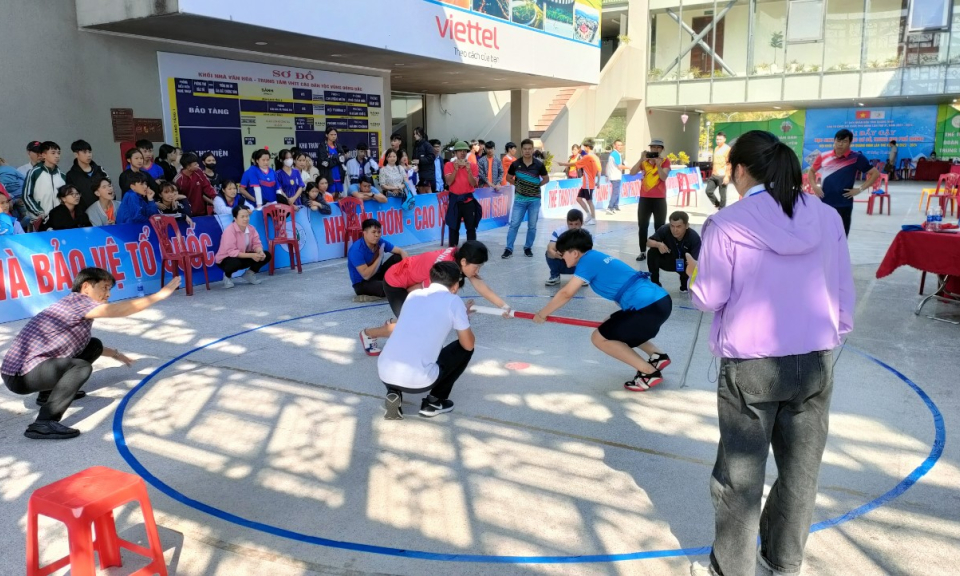 Huyện Hải Hà nhất toàn đoàn Giải đẩy gậy