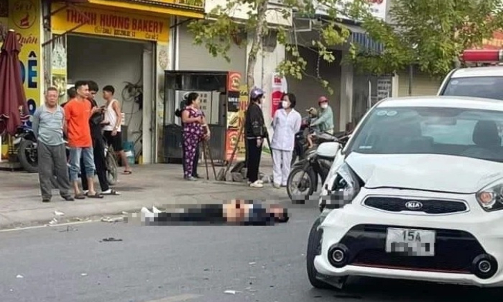 Đấu đầu với ô tô, nam thanh niên đi xe máy phân khối lớn tử vong tại chỗ