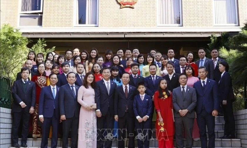 Chủ tịch nước Võ Văn Thưởng thăm, làm việc với Đại sứ quán Việt Nam tại Nhật Bản