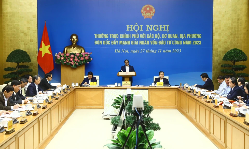 Thủ tướng: Quyết tâm giải ngân vốn đầu tư công ít nhất 95% kế hoạch được giao