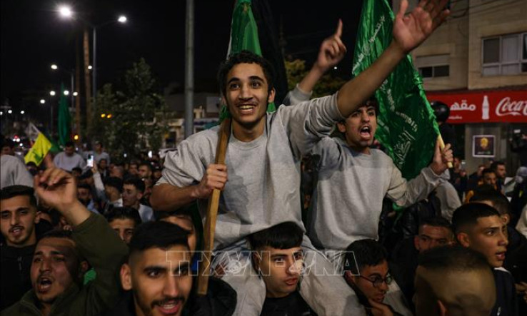 Israel đồng ý thả thêm 50 tù nhân Palestine