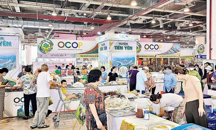 Quang Ninh enhances the value of exemplary agricultural products