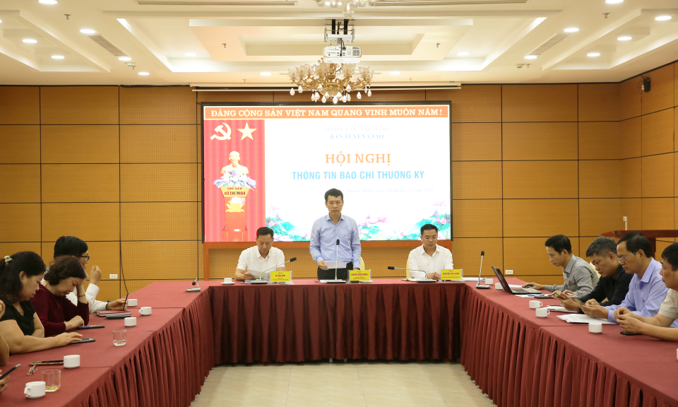 Hội nghị thông tin báo chí thường kỳ