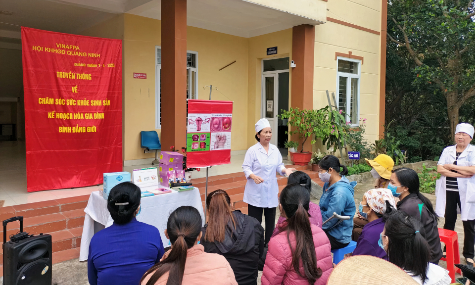 Kiểm soát mất cân bằng giới tính khi sinh