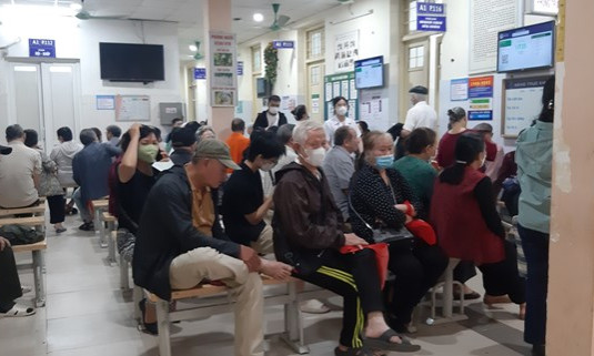 Thay đổi về bảo hiểm y tế có hiệu lực từ tháng 12, người dân cần biết
