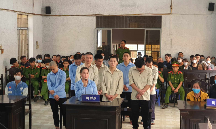 Nữ quái cầm đầu đường dây mua bán người lãnh án chung thân