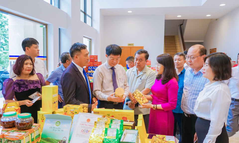 Khơi dậy khát vọng vươn lên của nông dân  