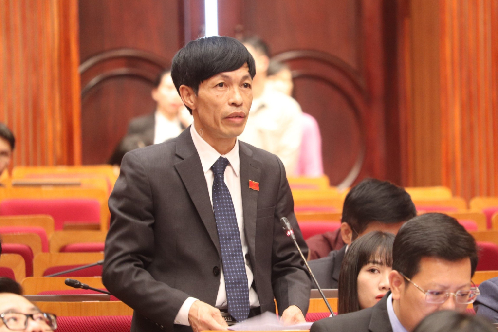 Ông Tô Văn Hải, Tổ Vân Đồn - Cô Tô đề xuất giải pháp một số nội dung về phương hướng nhiệm vụ năm 2024.