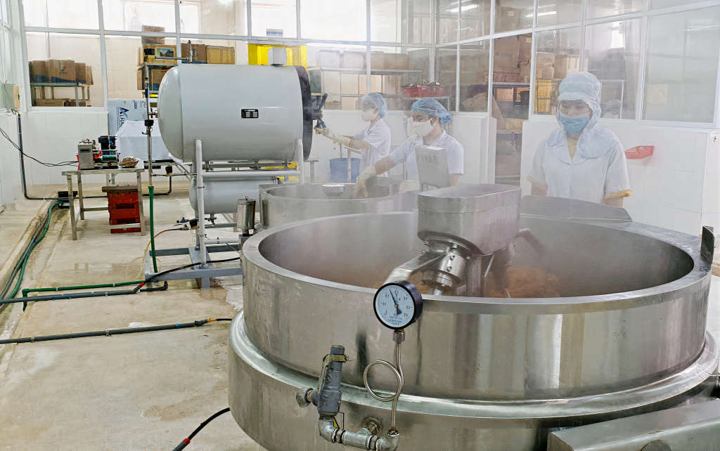 Công ty TNHH Sản xuất và Thương mại thủy sản Quảng Ninh đẩy mạnh ứng dụng KHCN trong chế biến các sản phẩm OCOP.
