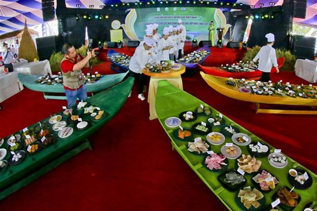 Vietnam sees record number of cakes from rice, sticky rice hinh anh 1