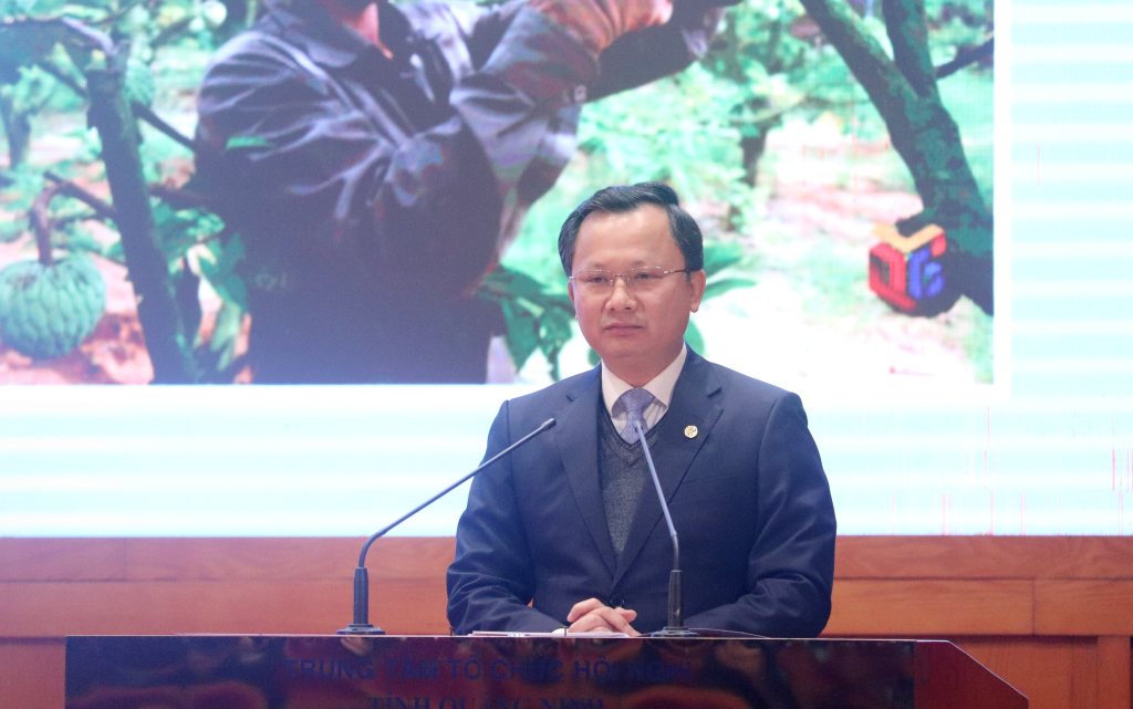 Đồng chí Cao Tường Huy, Phó Bí thư Tỉnh ủy, Chủ tịch UBND tỉnh quán triệt Nghị quyết số 20-NQ/TU của Ban Chấp hành Đảng bộ tỉnh về phương hướng, nhiệm vụ năm 2024.