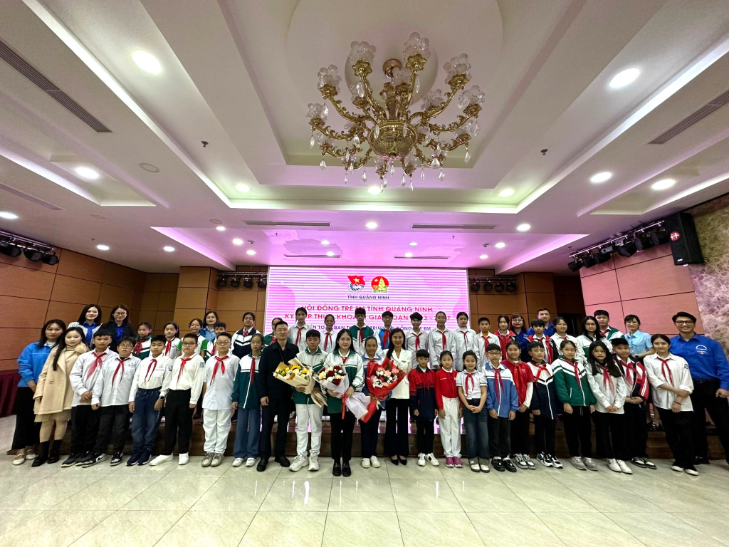Hội đồng trẻ em tỉnh Quảng Ninh khoá II, giai đoạn 2023-2027 được kiện toàn gồm 55 em.