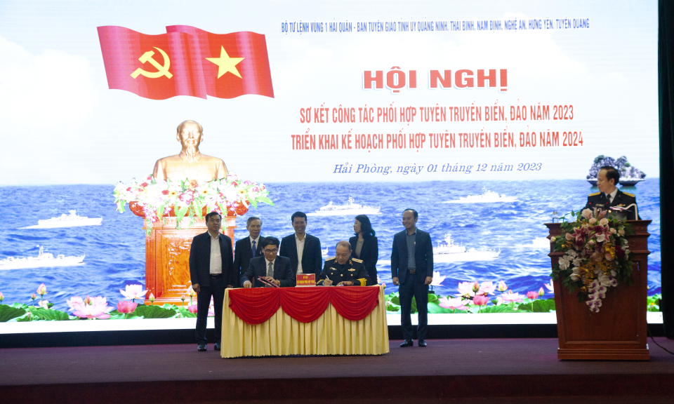 Sơ kết công tác phối hợp tuyên truyền biển, đảo năm 2023