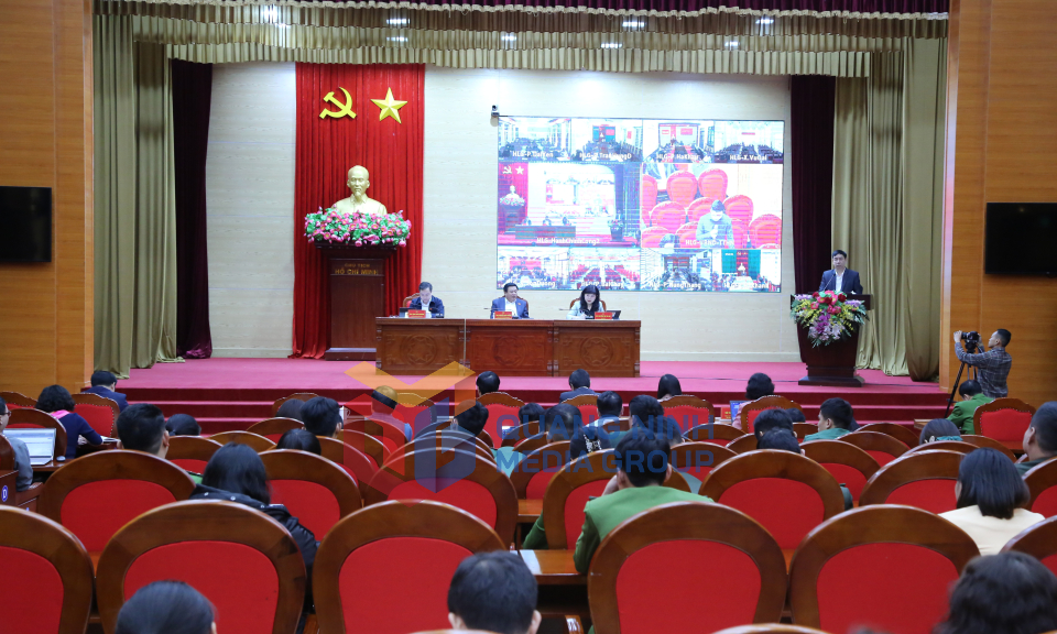 Uỷ viên Bộ Chính trị Nguyễn Xuân Thắng tiếp xúc cử tri TP Hạ Long, tháng 11-2023