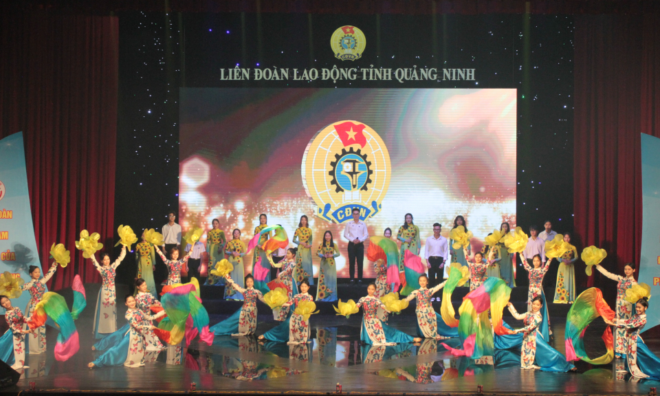 Chương trình nghệ thuật chào mừng thành công Đại hội Công đoàn Việt Nam 