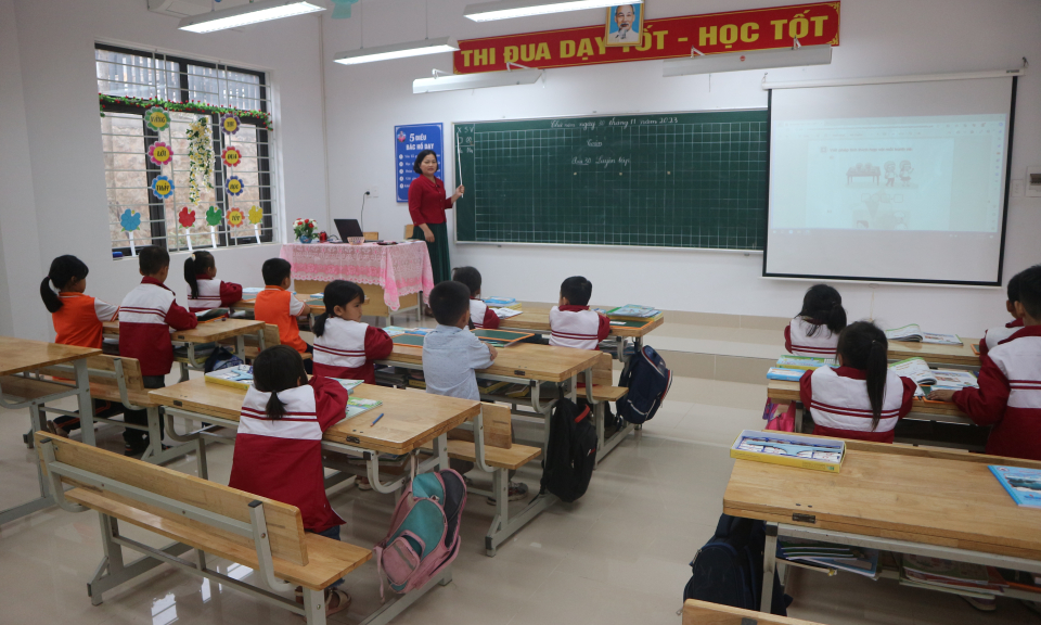Vân Đồn lực đẩy từ cơ sở vật chất 