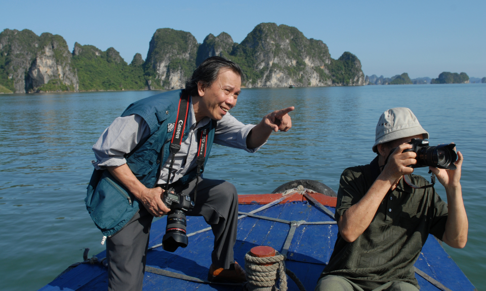 Nghệ sĩ nhiếp ảnh Đỗ Kha: "Tôi đã chụp bộ ảnh hồ sơ Vịnh Hạ Long trình UNESCO như thế..."