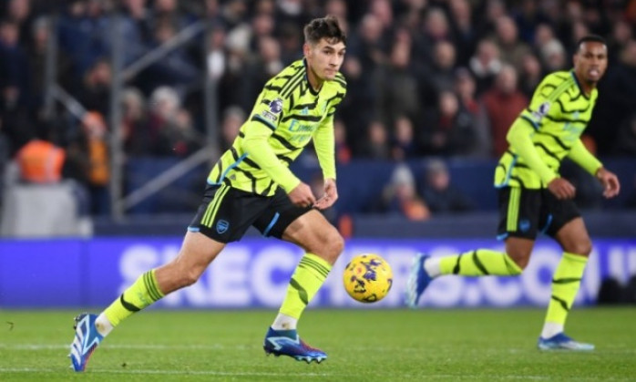 Arsenal xác định cầu thủ đầu tiên rời Emirates