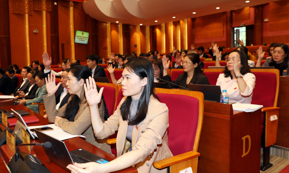 Những quyết nghị mở ra chặng đường phát triển mới