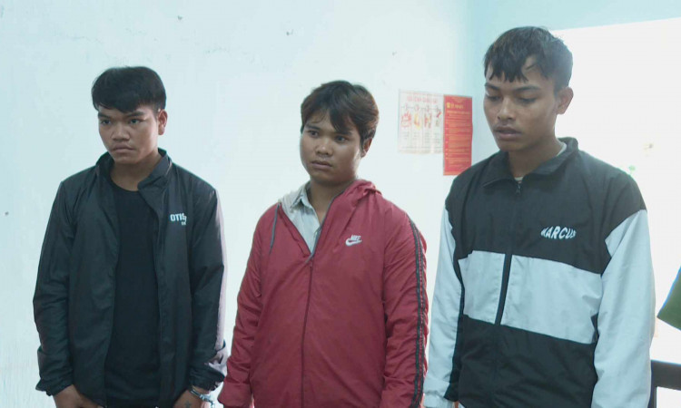 Án mạng từ việc nẹt pô xe máy