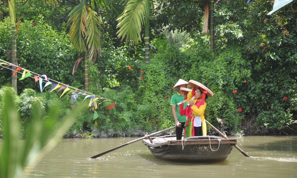 Để mãi ngân vang những tiếng chèo 