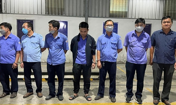 Giám đốc và 8 nhân viên trung tâm đăng kiểm tại Đồng Nai nhận hối lộ hơn 1,8 tỷ đồng