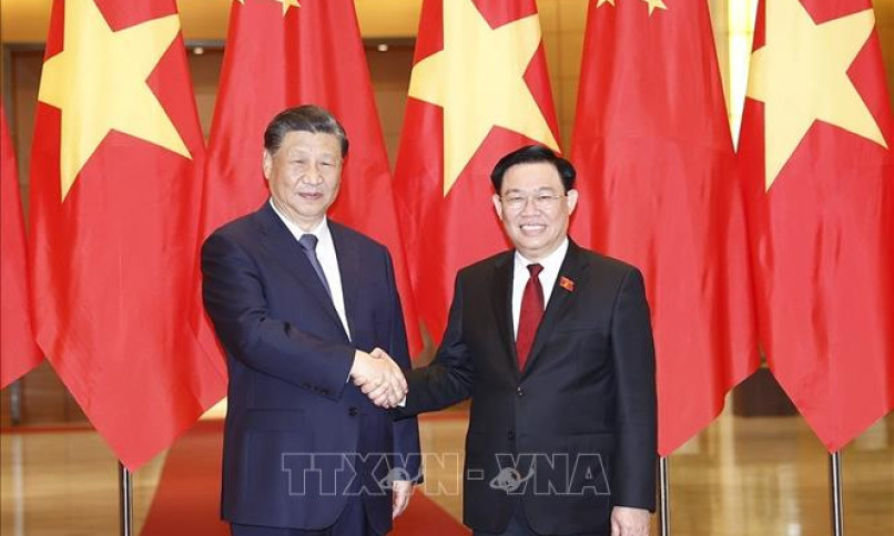 Chủ tịch Quốc hội Vương Đình Huệ hội kiến Tổng Bí thư, Chủ tịch nước Trung Quốc Tập Cận Bình