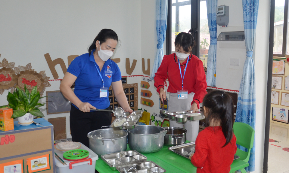 Đảm bảo an toàn, nâng cao sức khỏe cho học sinh