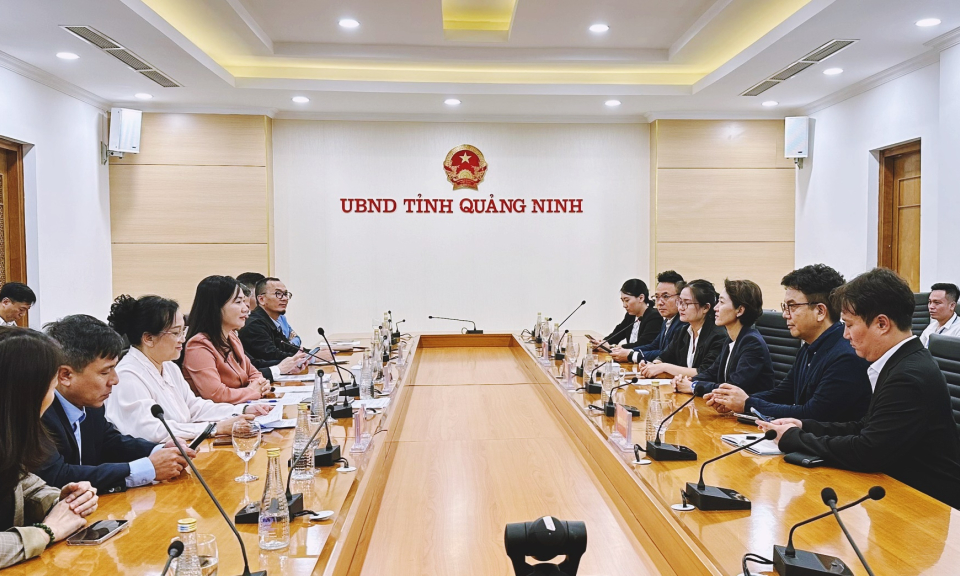 Phó Chủ tịch UBND tỉnh Nguyễn Thị Hạnh làm việc với Công ty Hana Tour, công ty du lịch lớn nhất Hàn Quốc