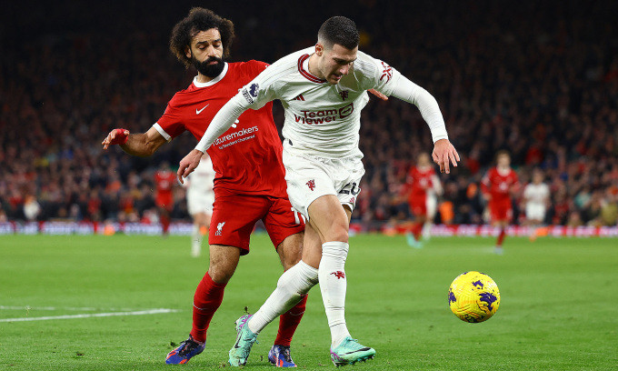 Man Utd buộc Liverpool chia điểm ở Ngoại hạng Anh