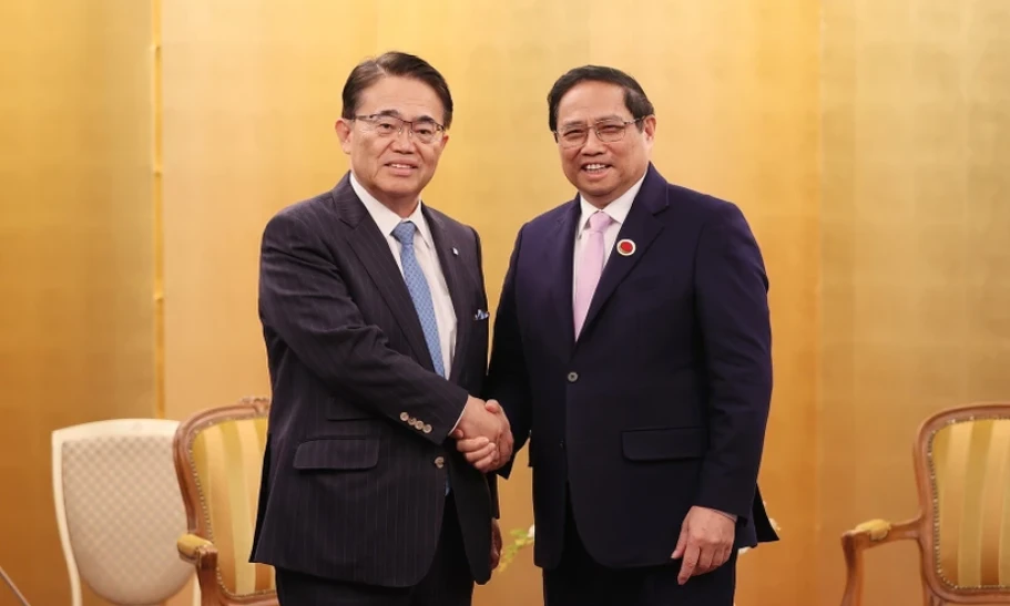 Thủ tướng Phạm Minh Chính tiếp thống đốc 5 tỉnh của Nhật Bản