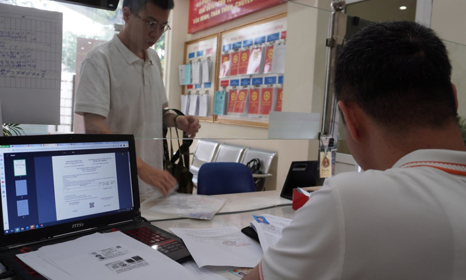 Thi tuyển viên chức: Bỏ tin học, thêm trường hợp không phải thi ngoại ngữ
