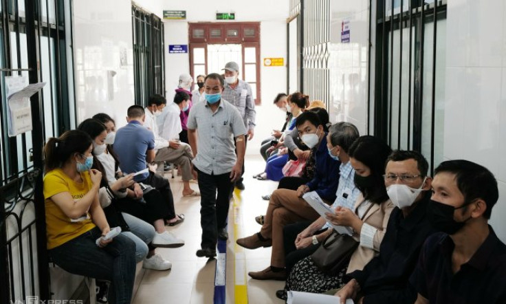 BHXH nói người bệnh tự mua thuốc được trả BHYT sẽ 'gây mất niềm tin'
