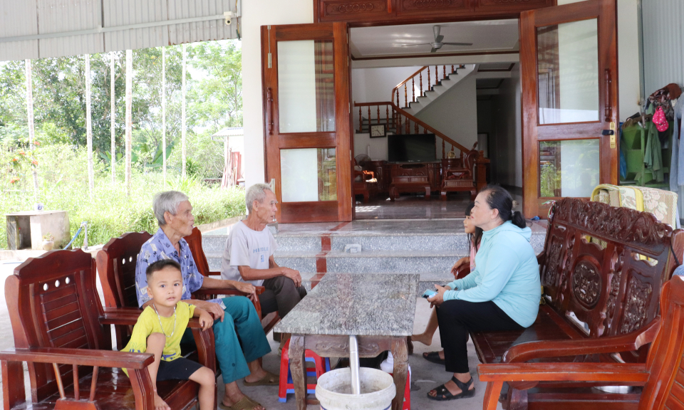 Phát huy vai trò lãnh đạo của chi bộ