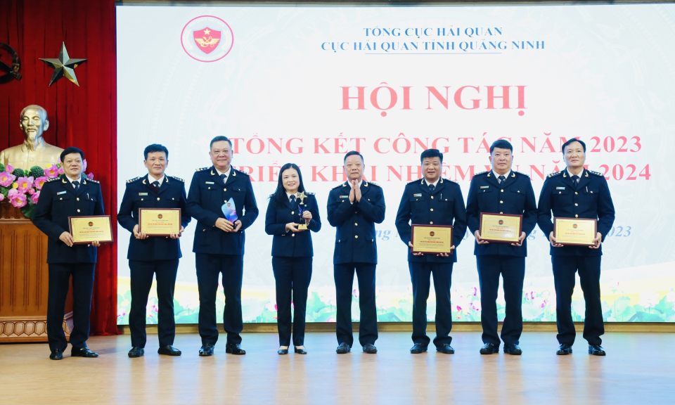 Hải quan Quảng Ninh là đơn vị hiếm của toàn ngành hoàn thành xuất sắc mọi nhiệm vụ được giao