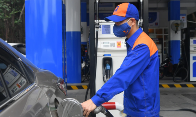 Yêu cầu quyết liệt triển khai lập hóa đơn điện tử với bán lẻ xăng dầu