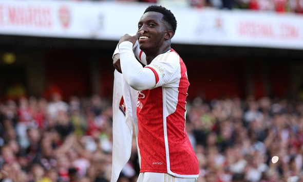 Arsenal chốt giá gây choáng bán đứt Nketiah