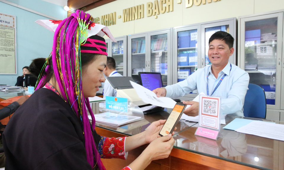 Huyện Hải Hà: Thuận tiện, đơn giản hóa thủ tục hành chính