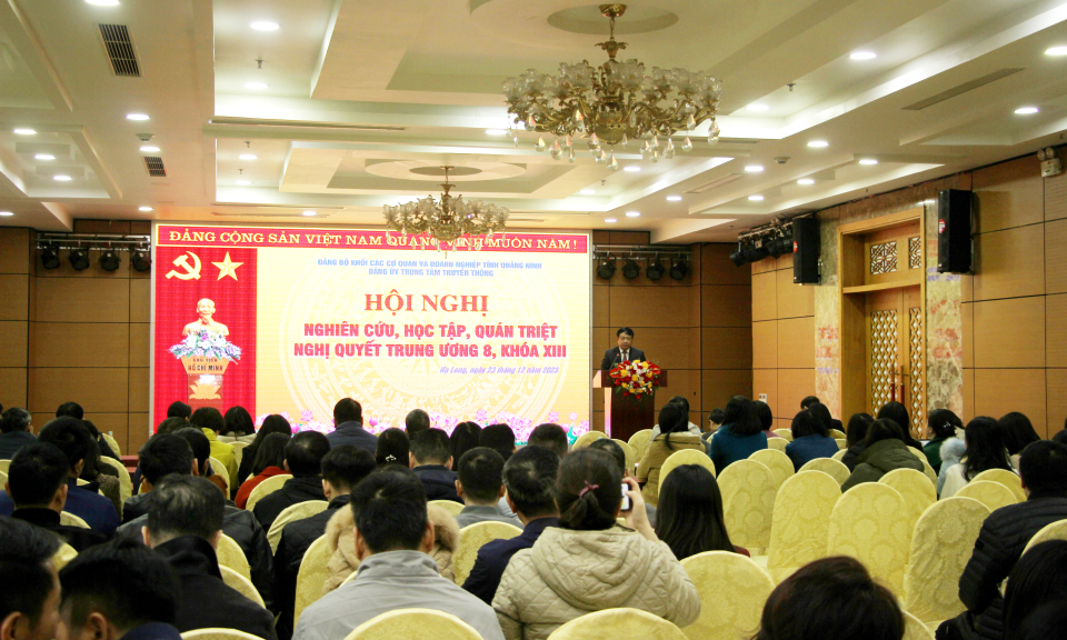 Đảng ủy Trung tâm Truyền thông tỉnh học tập, quán triệt Nghị quyết Trung ương 8, khóa XIII