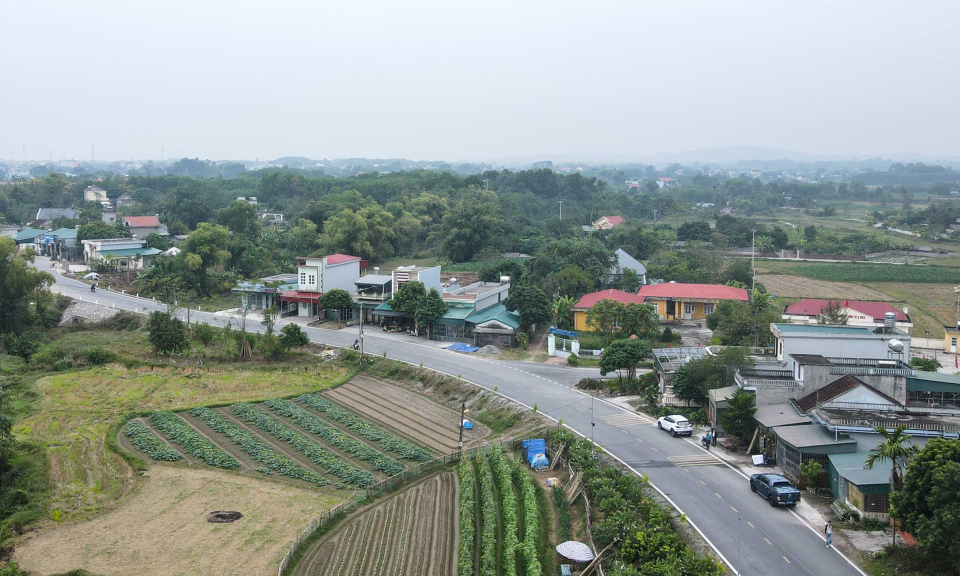 Tấm gương tiêu biểu hiến đất xây dựng nông thôn mới