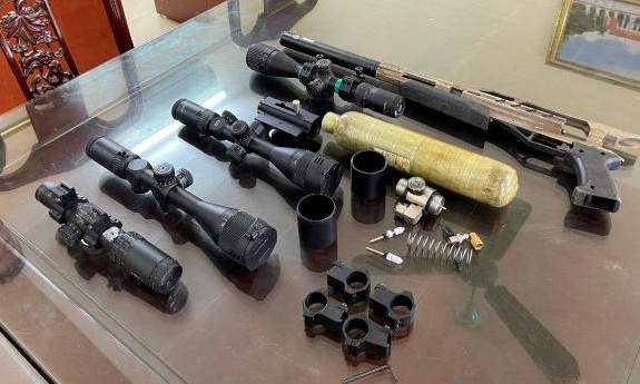 Bắt giữ 4 vụ mua bán linh kiện súng tự chế qua mạng xã hội